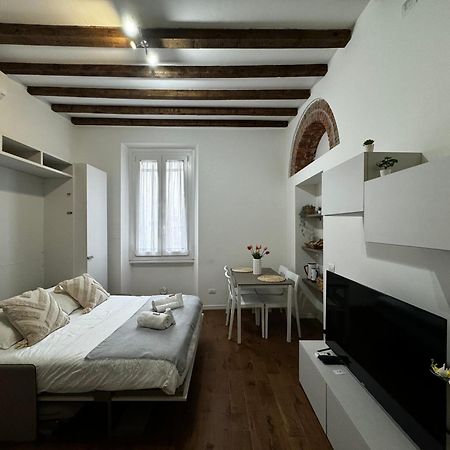 Regina Milano In Corso Lodi - Sky Tv, Wifi E Breakfast Box Διαμέρισμα Εξωτερικό φωτογραφία